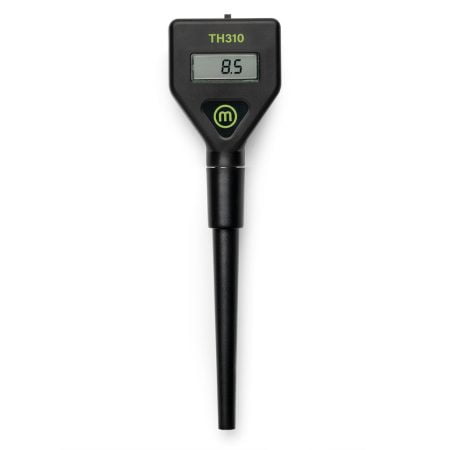 Milwaukee TH310 digital thermometer with wide measurements range: -50.0°C to +150.0°C.