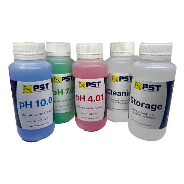 Starter solution kit for pH meters, includes pH calibration buffer solutions, cleaning solution and storage solution.